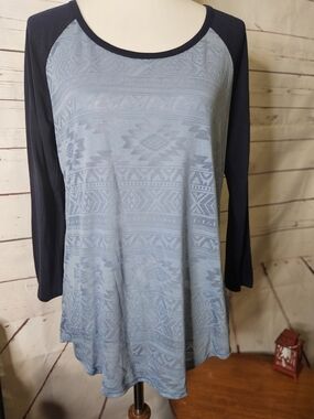 Maurices Light Blue Patterned Raglan Sleeve Top with Navy Sleeves
